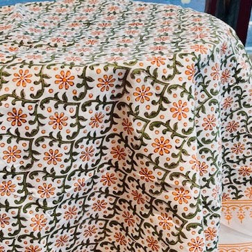 Round Tablecloths detail view 10 – Hill Station Ashland