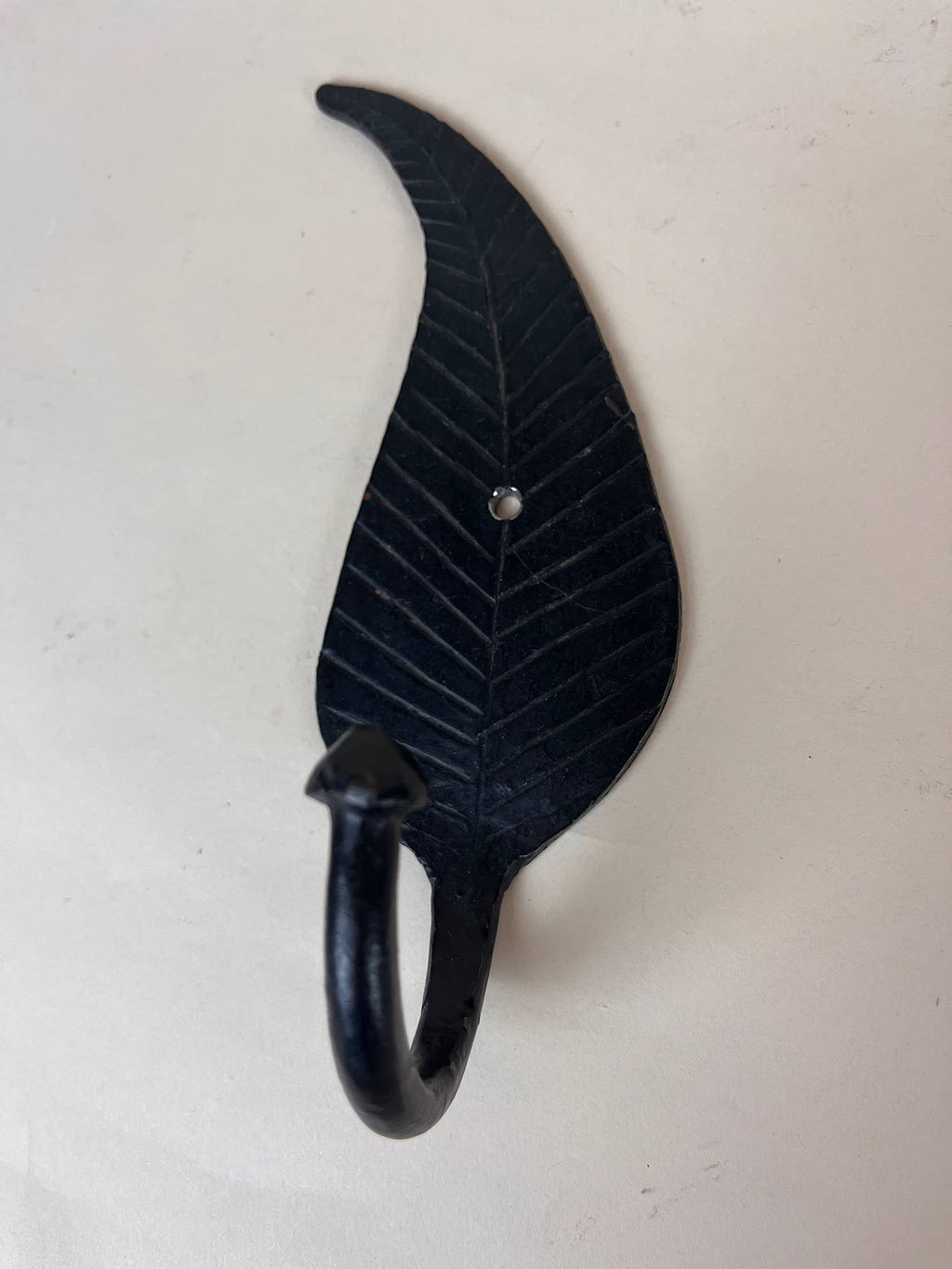 Metal Hook Leaf