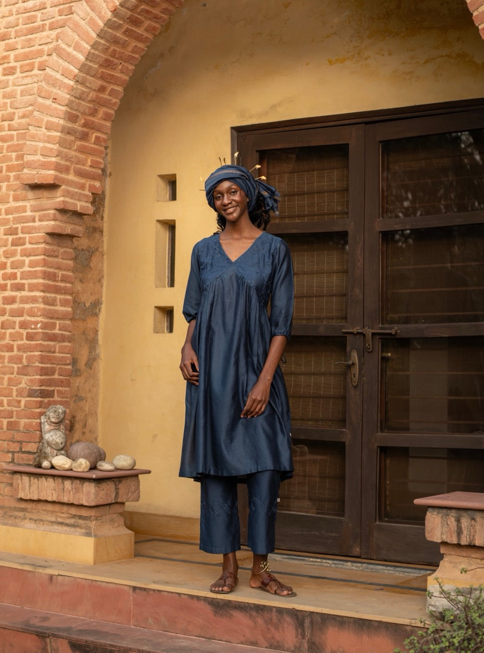 Slim Pant Navy Chanderi
