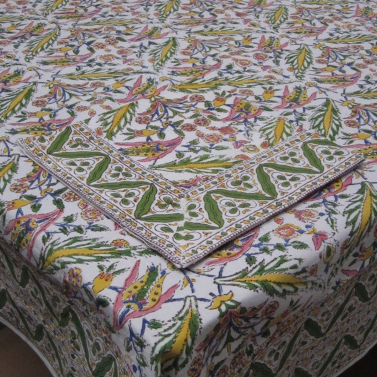 Rectangular Tablecloths detail view 6 – Hill Station Ashland