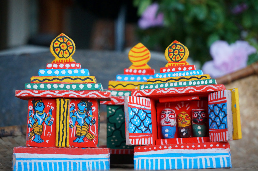 Tiny Wooden Temples – Hill Station Ashland