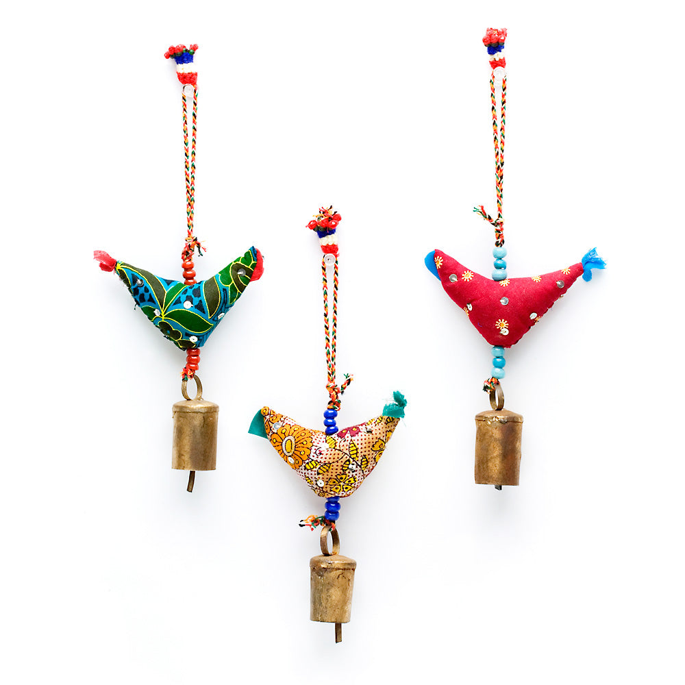 Prosperity Hens detail view 2 – Hill Station Ashland