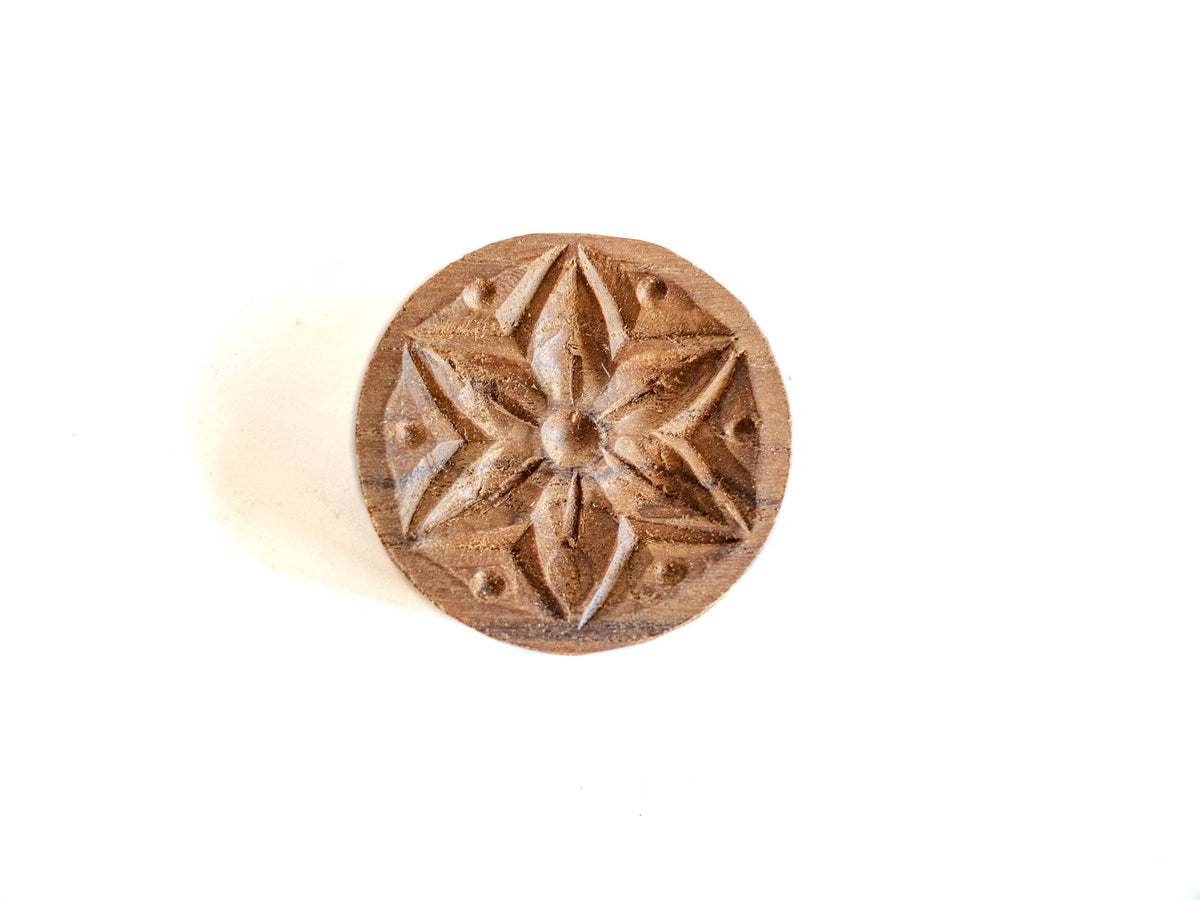 Sondesh Molds detail view 8 – Hill Station Ashland